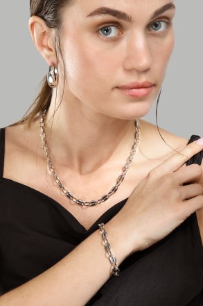 Earrings Bold Curve – Silver Plated