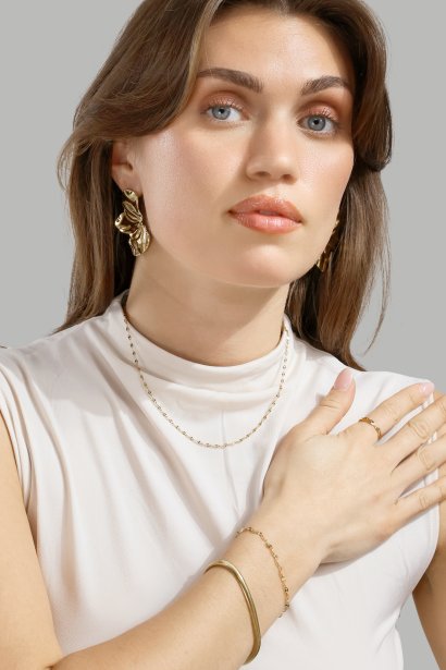 Liora Earrings – 18k Gold Plated