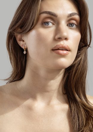Pearl Charm Earrings – 18k Gold Plated