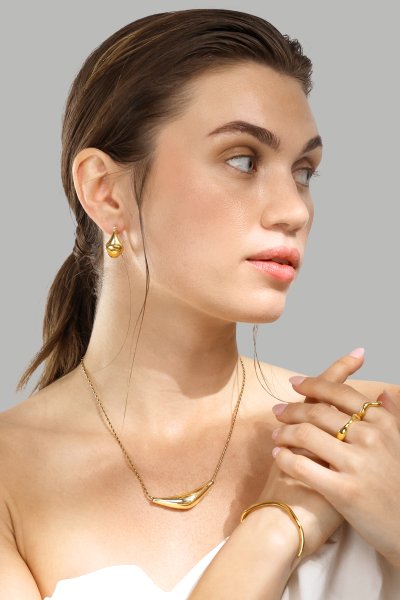 Bracelet Wave Cuff - 18k Gold Plated