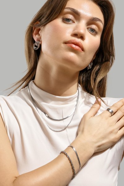 Verona Necklace – Silver Plated