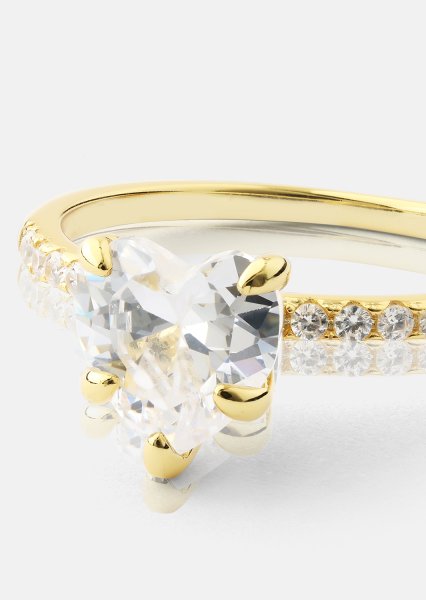 Heartlight Solitaire Ring - 18k Gold Plated