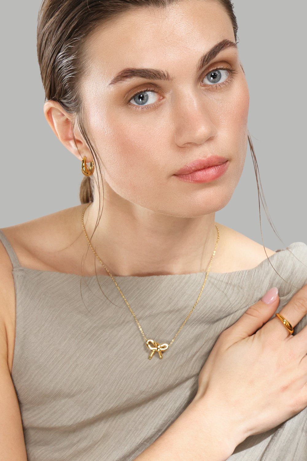 Necklace Golden Bow - 18k Gold Plated