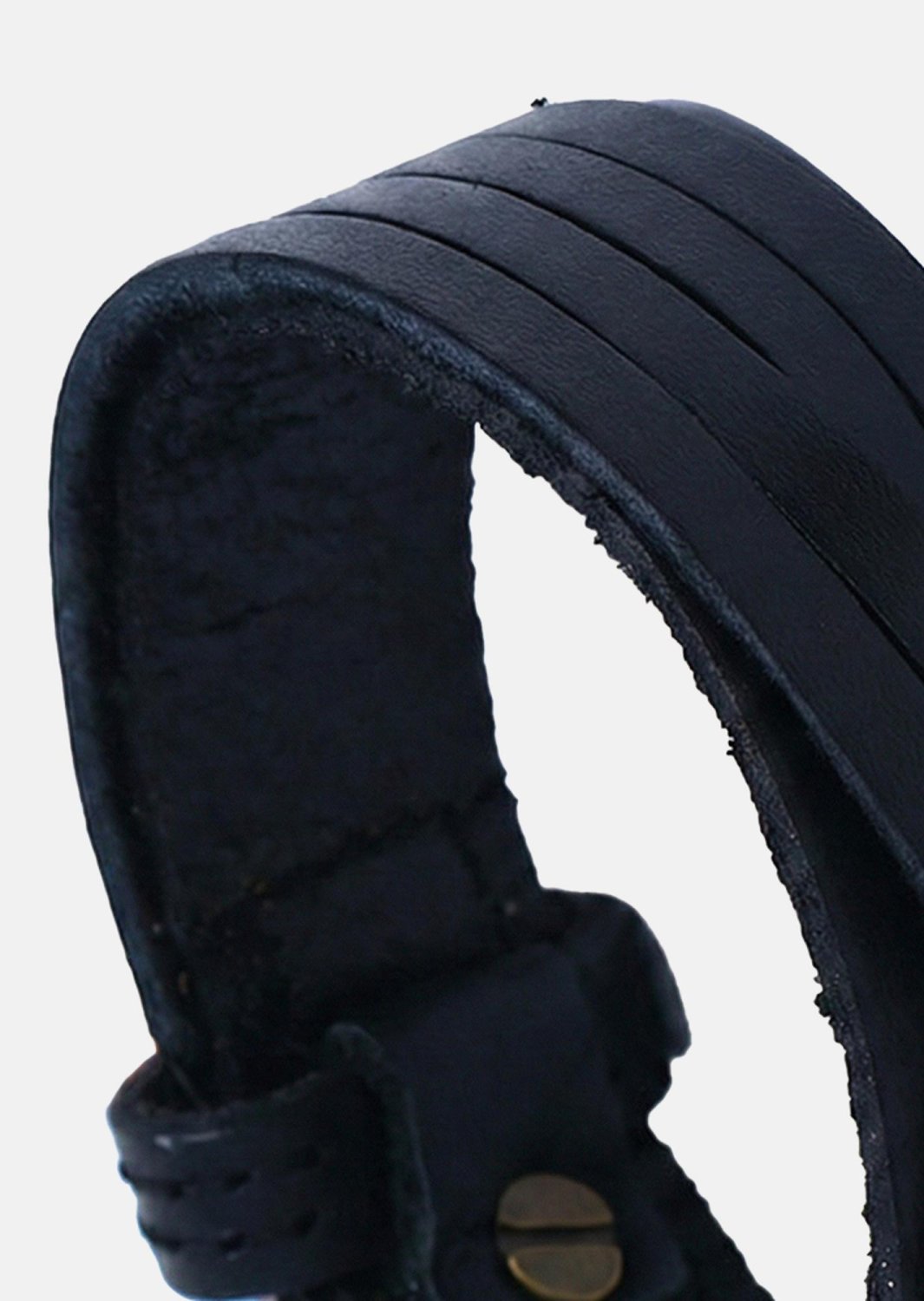 Leather Bracelet Noble Thread