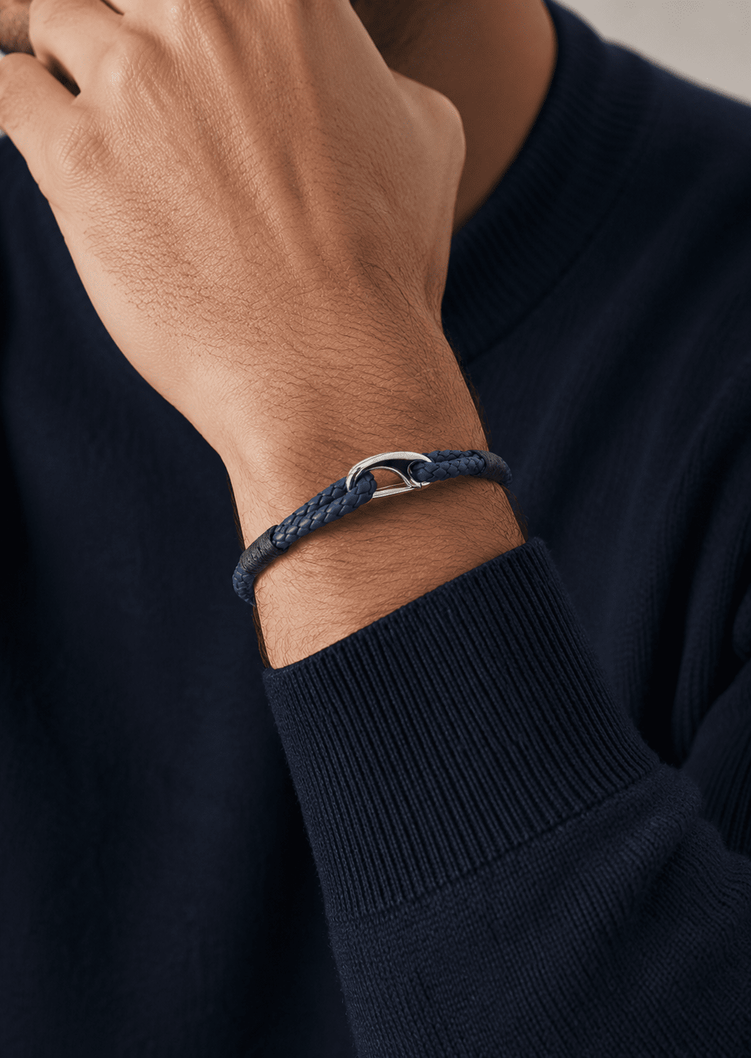 Leather Bracelet Maverick Thread