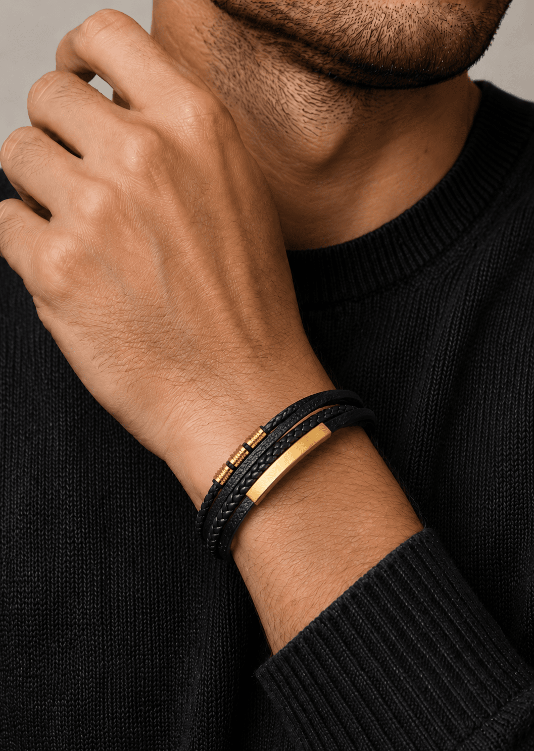 Leather Bracelet Titan Embrace