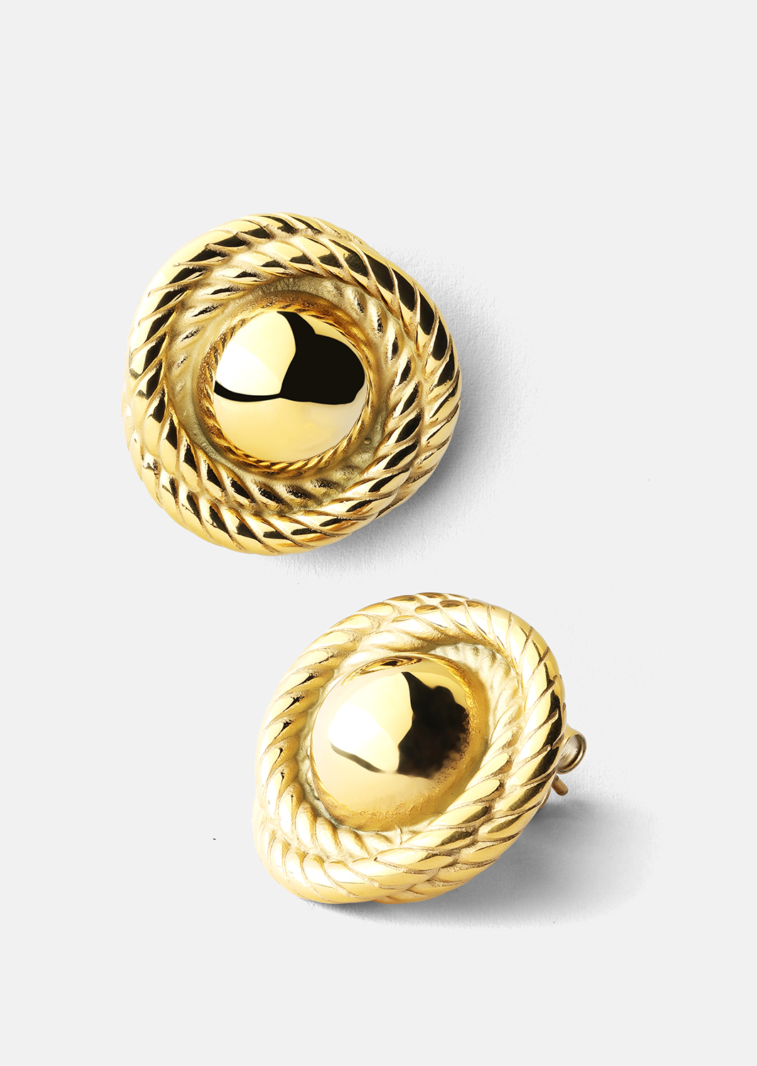 Earring Regal Twist - 18k Gold Plated