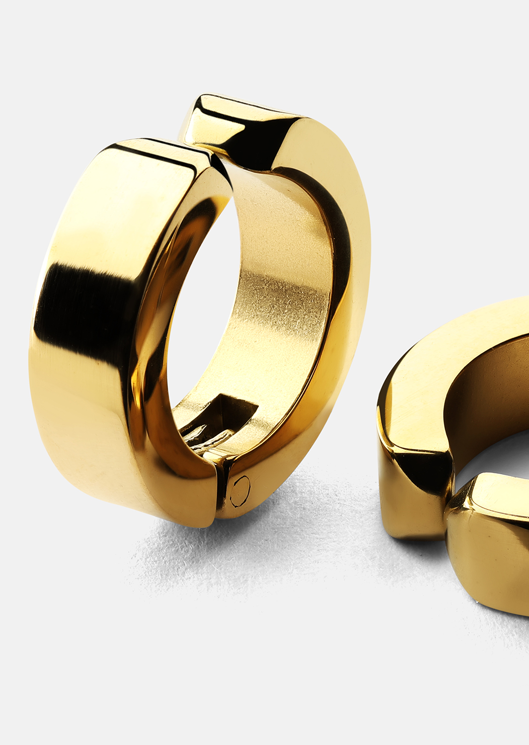 Earring Petite Hoop- 18k Gold Plated